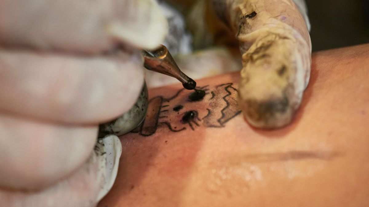 Condenado en Valladolid a cinco años de cárcel el tatuador que abusó de sus clientas Condenado en Valladolid a cinco años de cárcel el tatuador que abusó de sus clientas