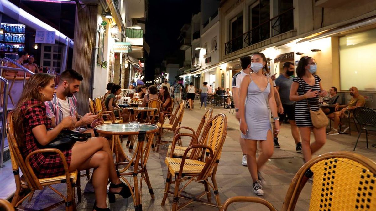 Cataluña planea cerrar bares y restaurantes durante 15 días