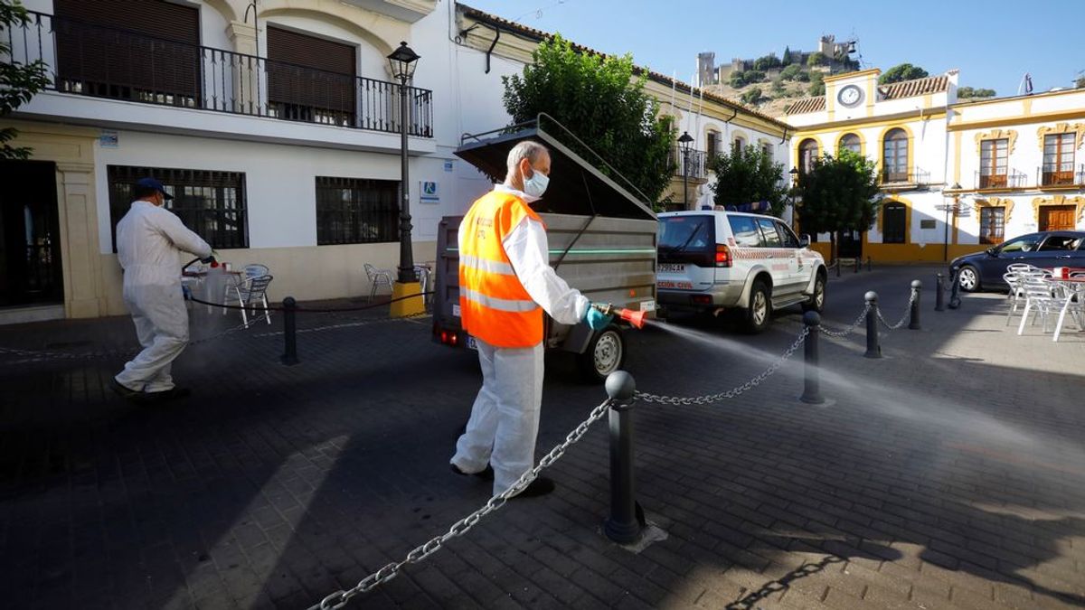 Andalucía marca nuevos récords diarios de hospitalizados, muertes y contagios, con otros 2.302 casos