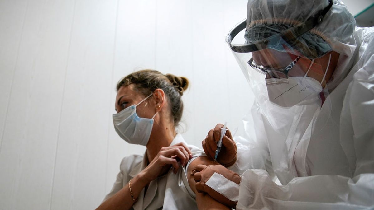 Coronavirus en Rusia: Moscú manda a sus adolescentes a estudiar a casa Coronavirus en Rusia: Moscú manda a sus adolescentes a estudiar a casa