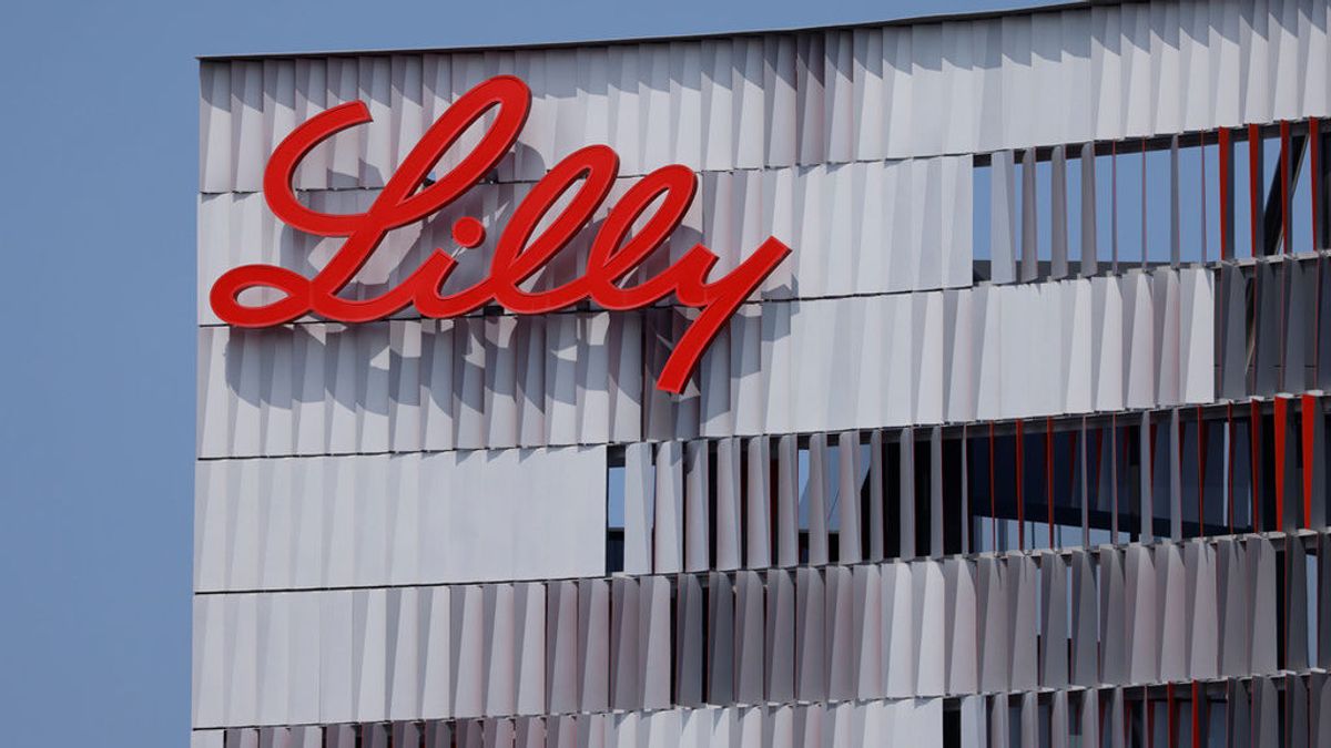 La farmacéutica Eli Lilly pausa el ensayo de su tratamiento de anticuerpos contra el COVID-19 por "seguridad"