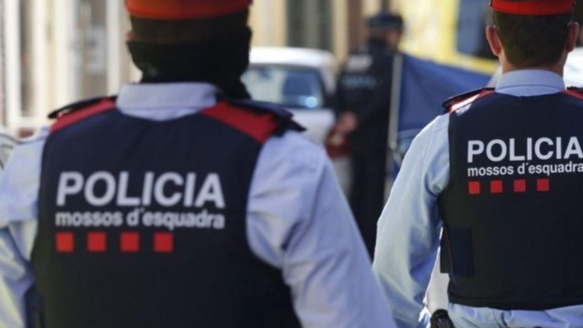 Uha pelea familiar entre dos hermanos acaba a tiros en Sant Andreu de la Barca, Barcelona: hay un herido