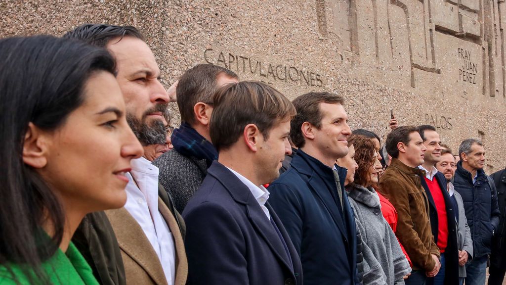 Pablo Casado y Santiago Abascal en la foto de Colón contra el Gobierno de Pedro Sánchez