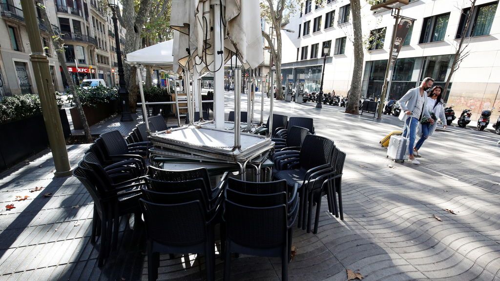 Cierre de bares en Cataluña; podría ser definitivo para muchos