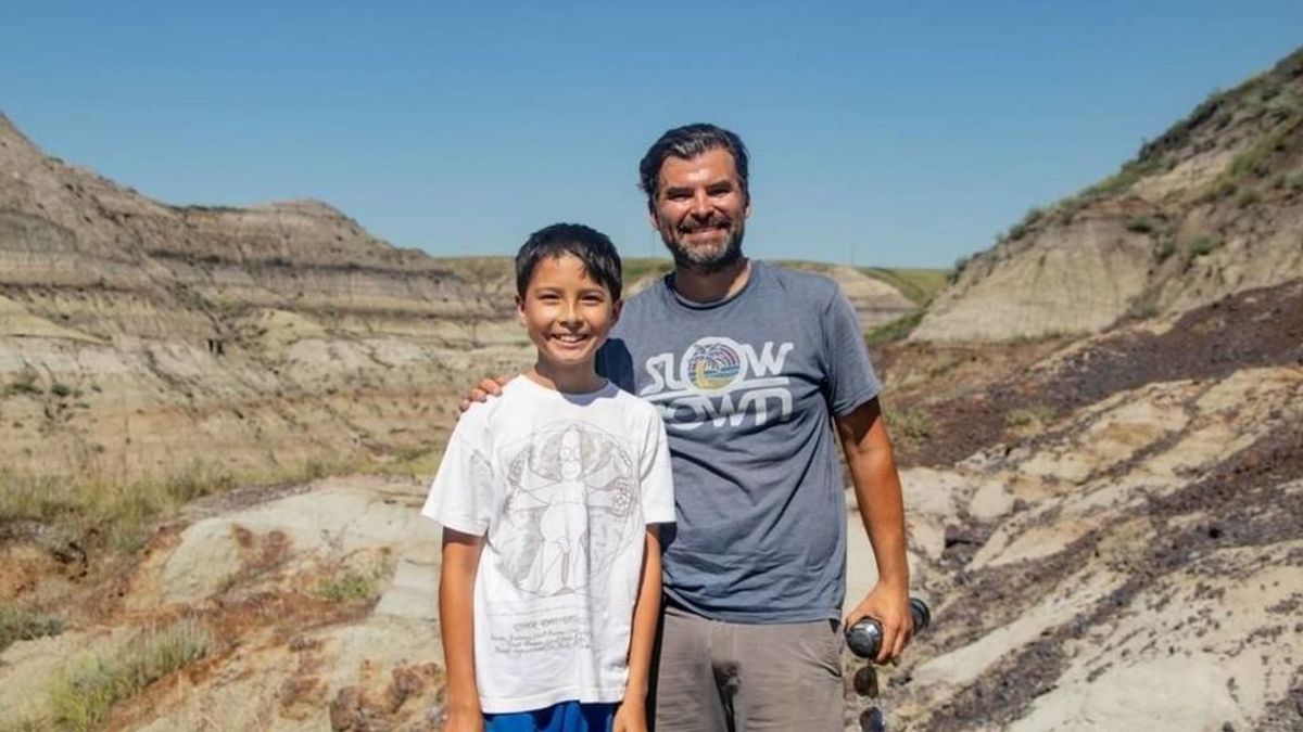 Un niño de 12 años hace un increíble descubrimiento: un raro fósil de dinosaurio con pico de pato