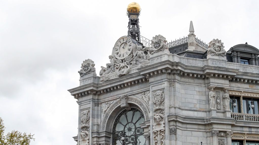 El Banco de España advierte a los consumidores sobre las tarjetas 'revolving' El Banco de España advierte a los consumidores sobre las tarjetas 'revolving'
