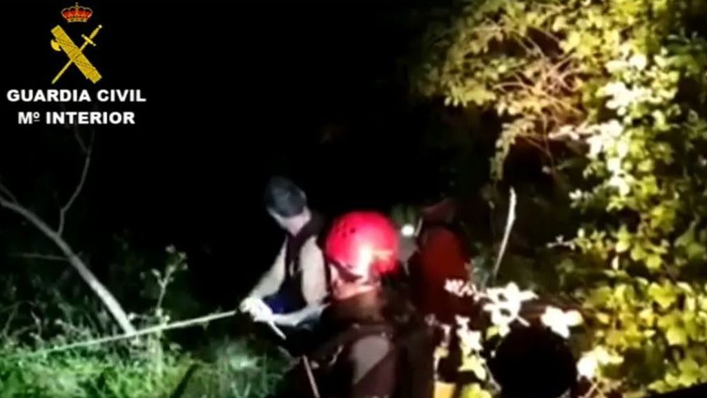 Detenido el propietario de una empresa de aventura de Asturias por la muerte de una menor al caerse de una canoa Detenido el propietario de una empresa de aventura de Asturias por la muerte de una menor al caerse de una canoa