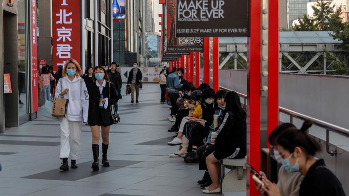 El PIB de China acelera su expansión al 4,9% en el tercer trimestre El PIB de China acelera su expansión al 4,9% en el tercer trimestre