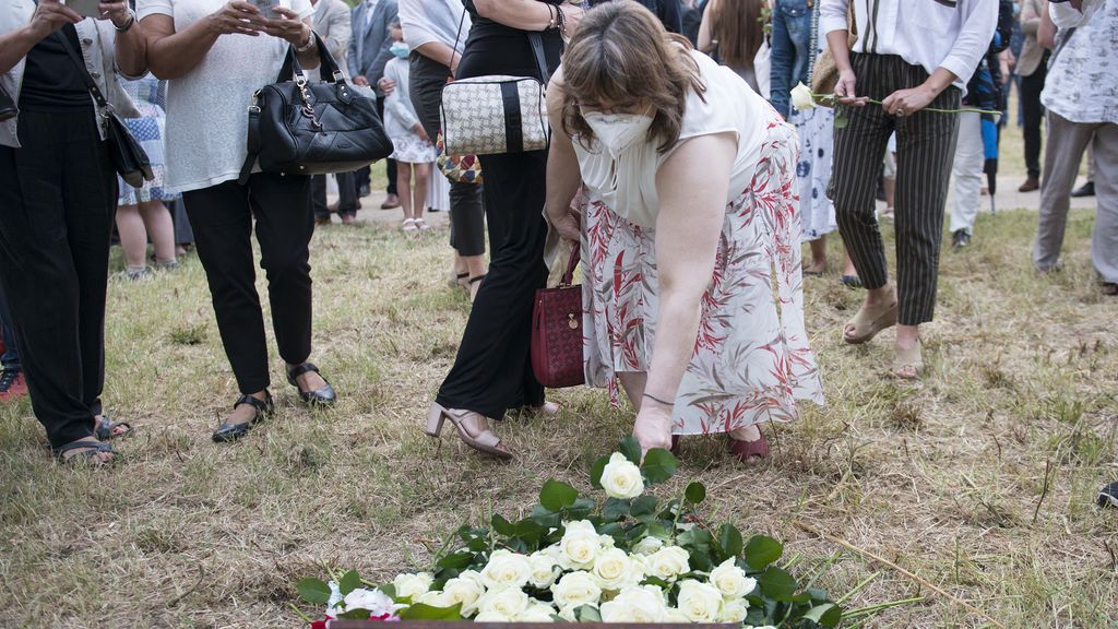 El exceso de muertos en la segunda ola alcanza los 11.000: "Es el daño colateral de la pandemia, no solo se muere de covid" El exceso de muertos en la segunda ola alcanza los 11.000: "Es el daño colateral de la pandemia, no solo se muere de covid"