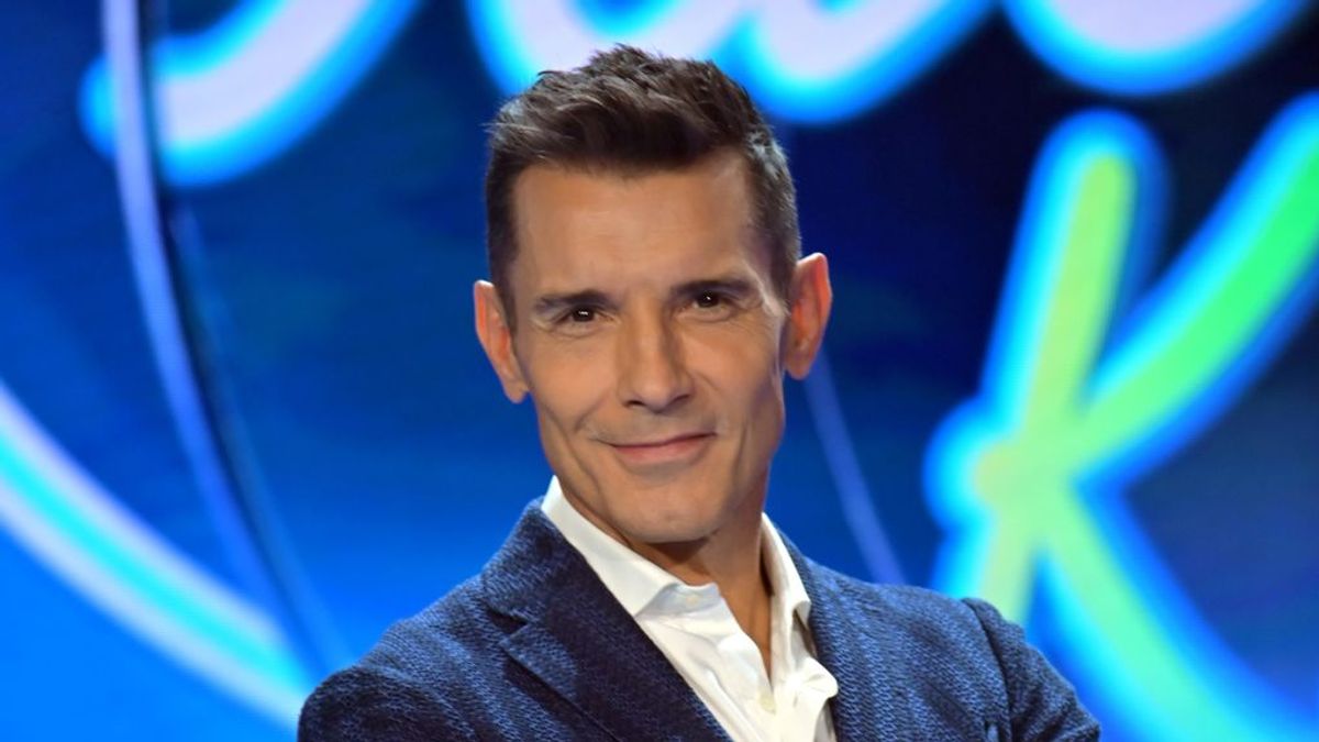 Jesús Vázquez estalla contra los políticos por la pandemia: "Guarden sus garrotes o váyanse" Jesús Vázquez estalla contra los políticos por la pandemia: "Guarden sus garrotes o váyanse"