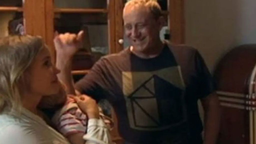 Ángela Dobrowolski con Mainat y su hijo, en 'El Convidat'