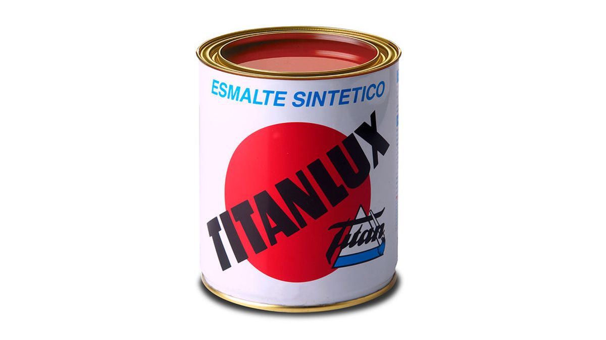 La familia Folch-Rusiñol vende el negocio de las pinturas Titanlux a la multinacional holandesa AkzoNobel La familia Folch-Rusiñol vende el negocio de las pinturas Titanlux a la multinacional holandesa AkzoNobel