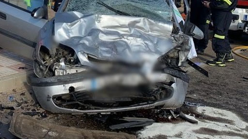 Accidente en Badajoz: tres muertos y un herido en un choque frontal en La Morera Accidente en Badajoz: tres muertos y un herido en un choque frontal en La Morera