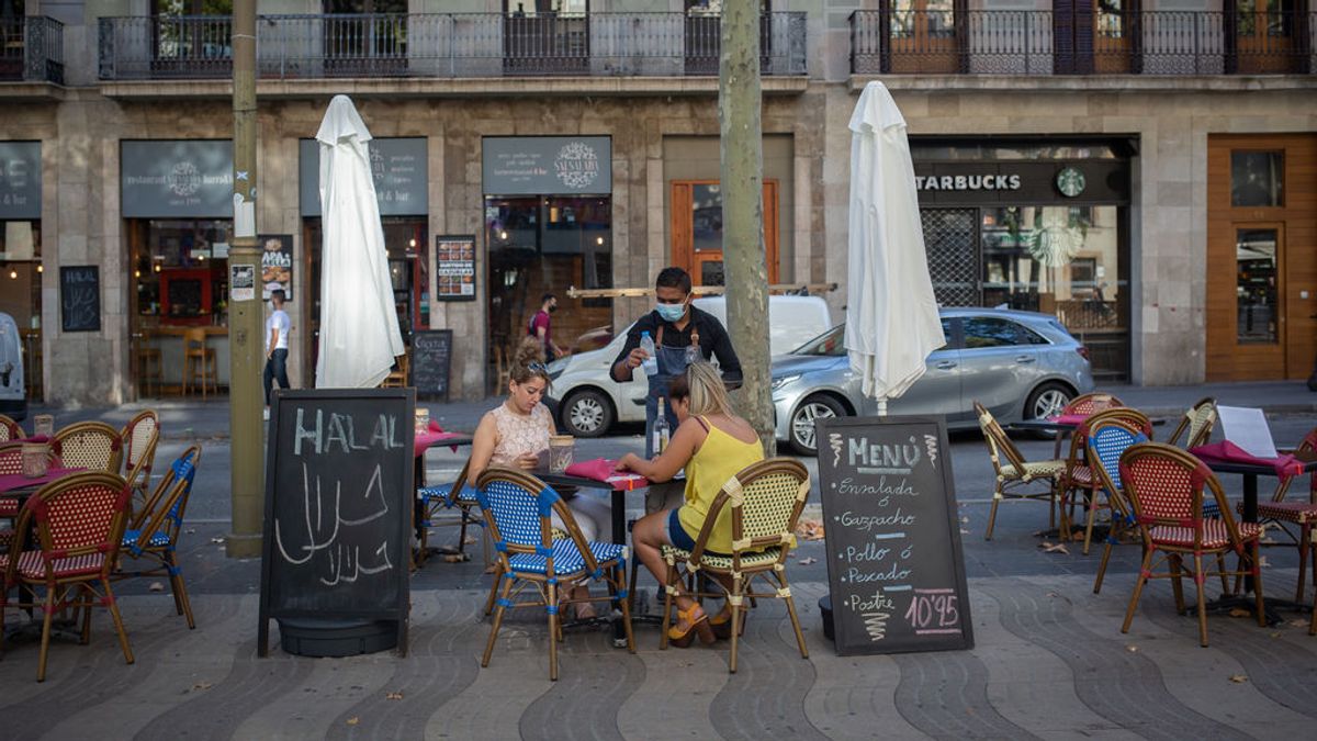 Los restauradores celebran la reducción "histórica" del 50% del alquiler de sus locales en Cataluña Los restauradores celebran la reducción "histórica" del 50% del alquiler de sus locales en Cataluña