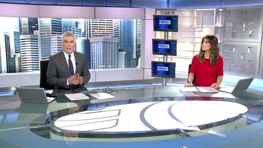 Con David Cantero e Isabel Jiménez Informativos Telecinco 2020 Mediodía 21/10/2020