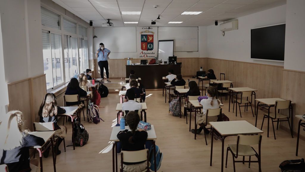 La guía del CSIC para ventilar correctamente las aulas de los colegios