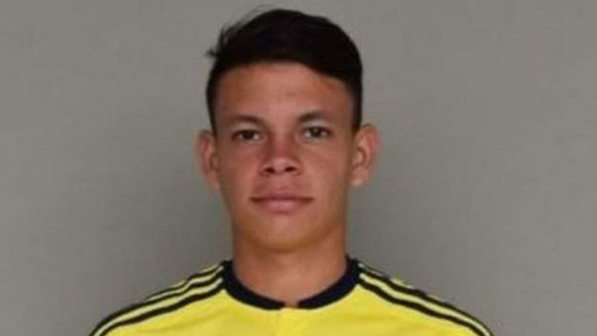 Muere un futbolista de 16 años mientras jugaba un partido amistoso en Colombia