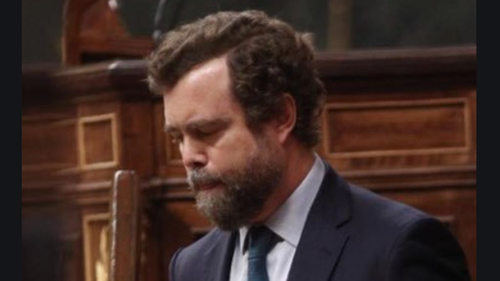 La emoción de Espinosa de los Monteros al recordar al padre de Abascal