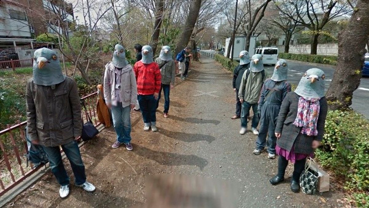 Hallazgo en Google Maps: extraños 'hombres paloma' en las calles de Tokio