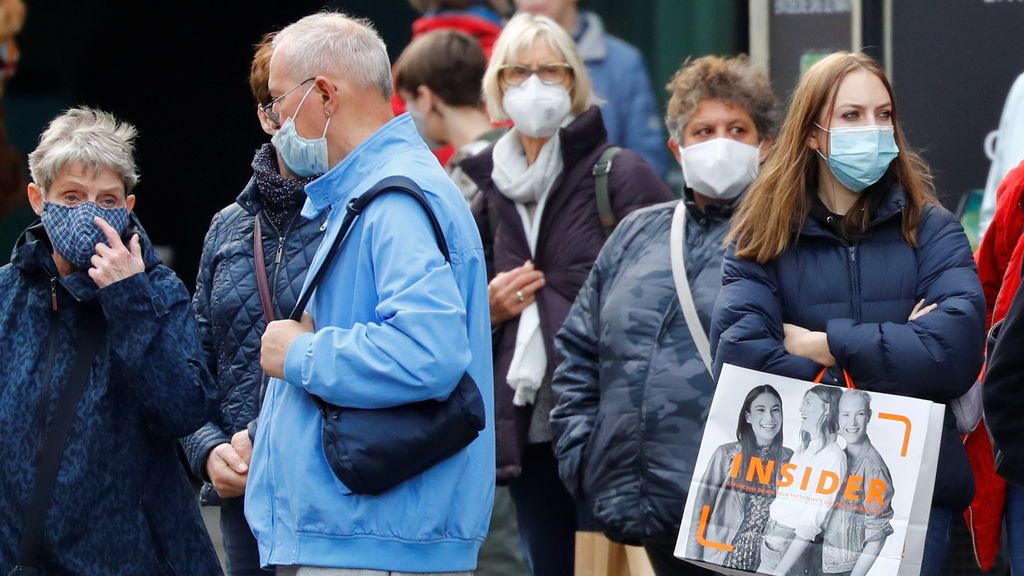 Cae la norma de los 15 minutos: EE UU redefine qué es un contacto estrecho tras un extraño contagio en un centro penitenciario Cae la norma de los 15 minutos: EE UU redefine qué es un contacto estrecho tras un extraño contagio en un centro penitenciario