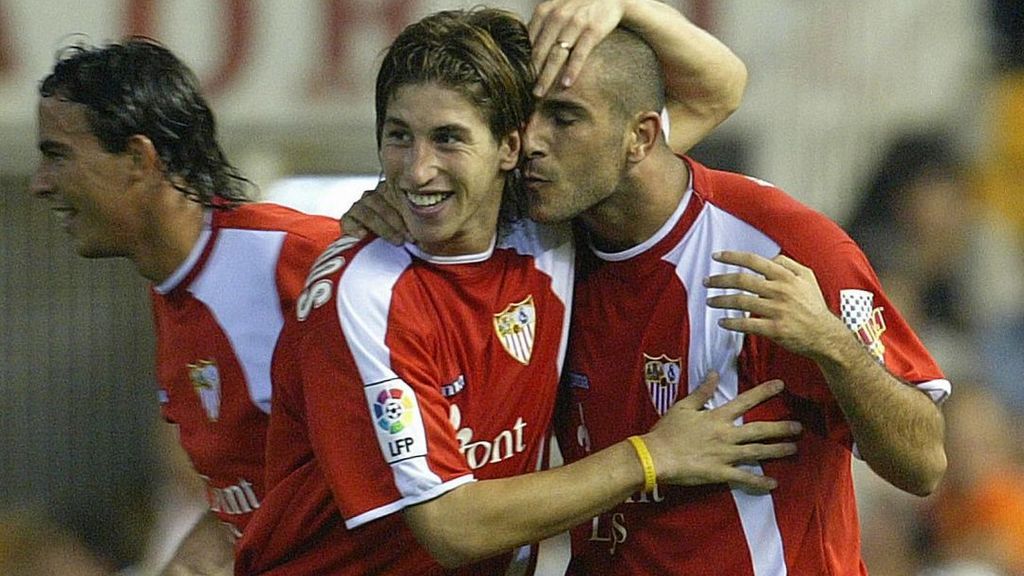 El increíble cambio físico de Sergio Ramos, siempre a la moda: de la melena al rubio platino o la barba hipster