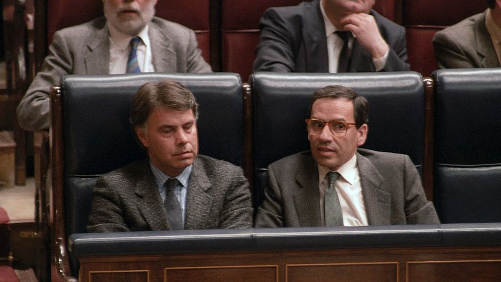 Mociones de censura: perder para ganar (aunque no siempre) Mociones de censura: perder para ganar (aunque no siempre)