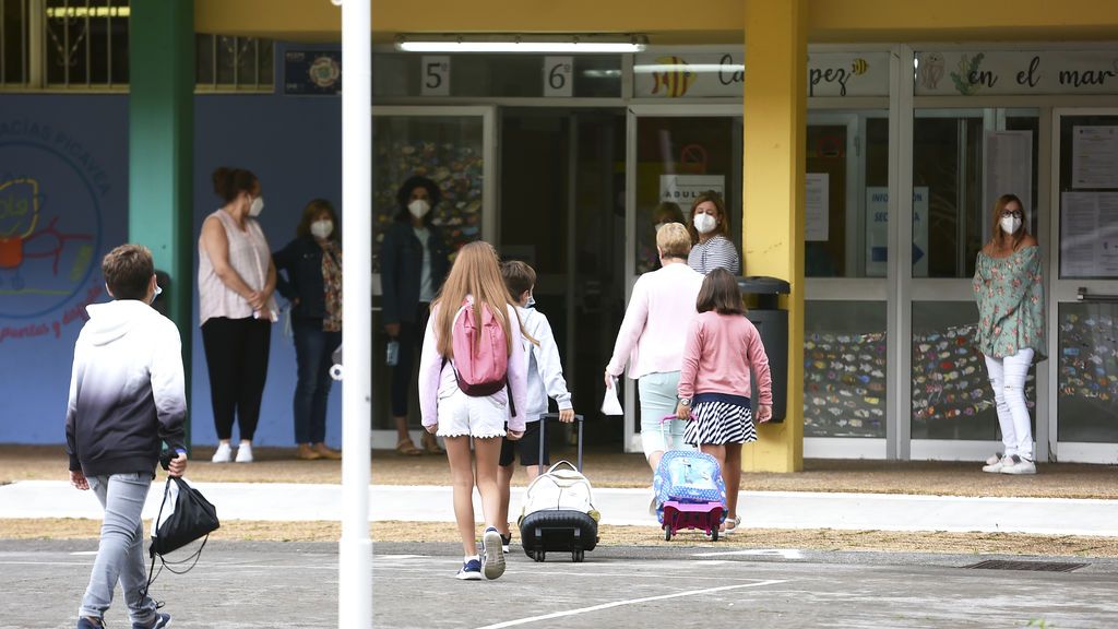 Informe Pisa: los alumnos españoles son los que más respeto muestran por otras culturas y más se adaptan a otros entornos Informe Pisa: los alumnos españoles son los que más respeto muestran por otras culturas y más se adaptan a otros entornos