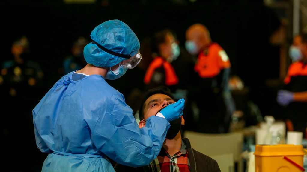 La semana 'horribilis' que deja a España a un paso del estado de alarma La semana 'horribilis' que deja a España a un paso del estado de alarma