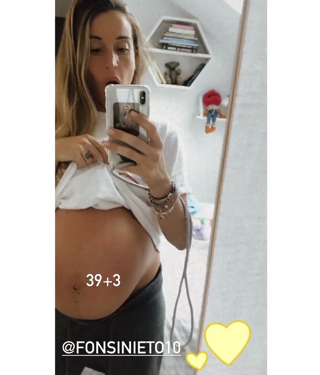 Marta Castro enseña su tripa en su semana 39 de embarazo