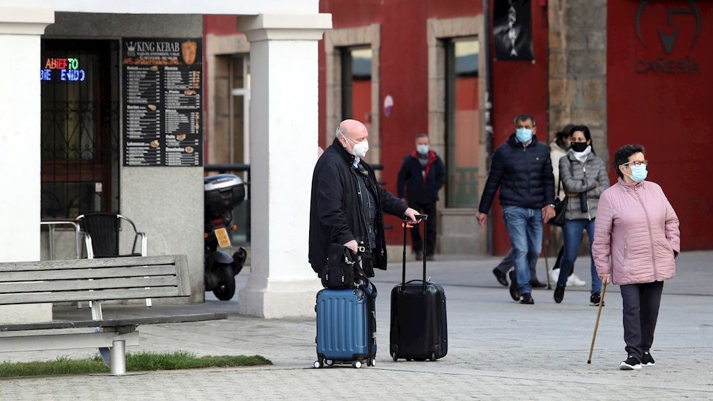 Se disparan los contagios en Castilla y León, que supera los 2.000 casos diarios por covid-19 Se disparan los contagios en Castilla y León, que supera los 2.000 casos diarios por covid-19