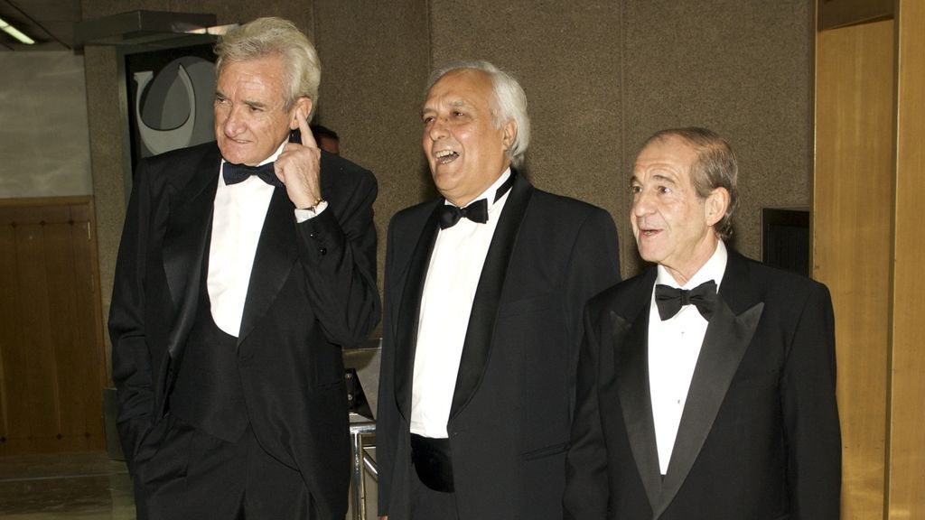 Raúl del Pozo, entre Luis del Olmo y José María García, en la entrega de unos premios en 2008