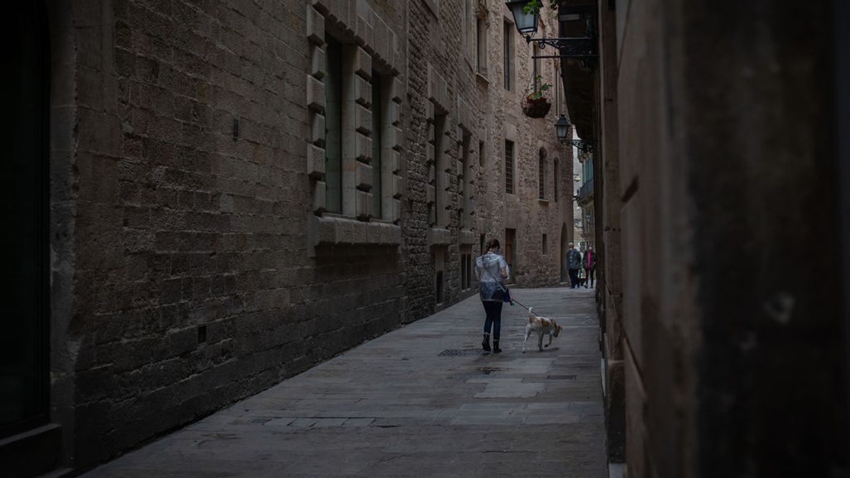 Cataluña no descarta el confinamiento confinamiento domiciliario y el cierre de los colegios si la situación no mejora Cataluña no descarta el confinamiento confinamiento domiciliario y el cierre de los colegios si la situación no mejora