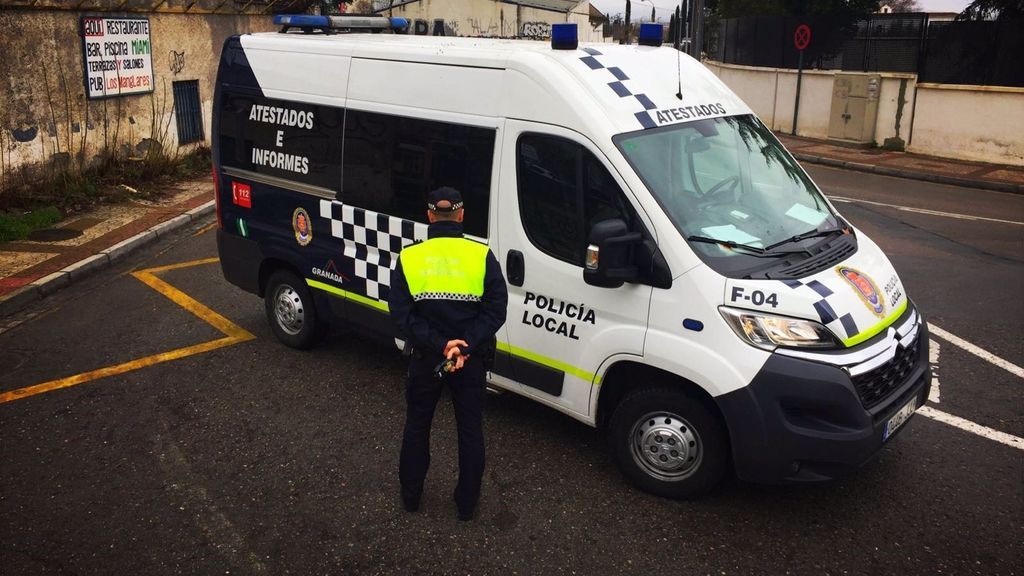 Más de medio centenar de denuncias en Granada por fiestas en pisos o incumplimiento de medidas Más de medio centenar de denuncias en Granada por fiestas en pisos o incumplimiento de medidas