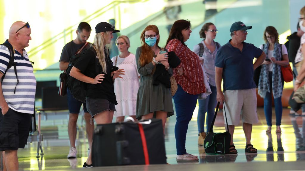 Varias mujeres denuncian que fueron sometidas a "exámenes invasivos" en el aeropuerto qatarí de Doha Varias mujeres denuncian que fueron sometidas a "exámenes invasivos" en el aeropuerto qatarí de Doha