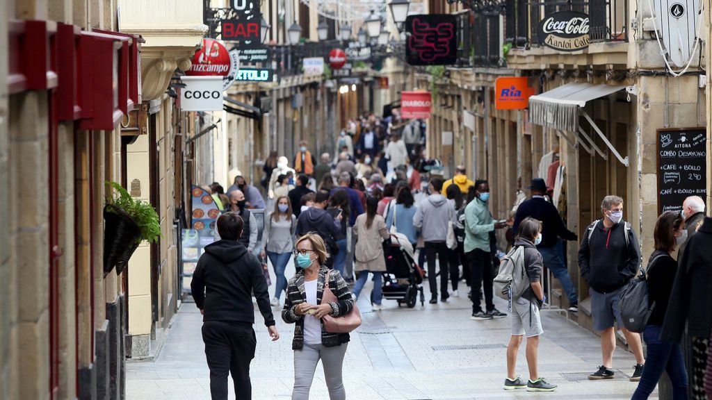 San Sebastián entra en zona roja y prepara limitaciones de movilidad San Sebastián entra en zona roja y prepara limitaciones de movilidad