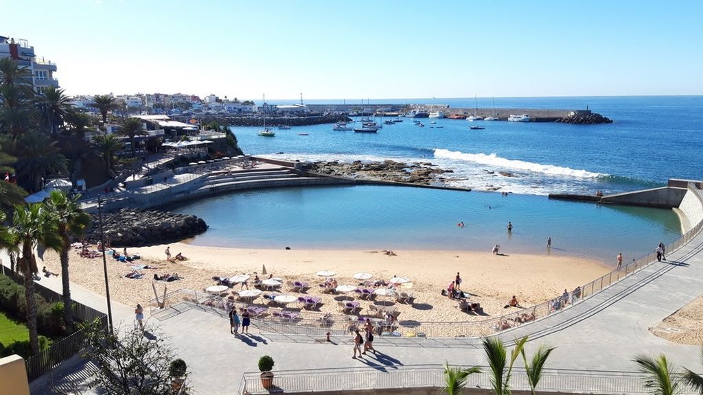 Suben las reservas hoteleras un 88,8% en Canarias, la única comunidad sin toque de queda Suben las reservas hoteleras un 88,8% en Canarias, la única comunidad sin toque de queda