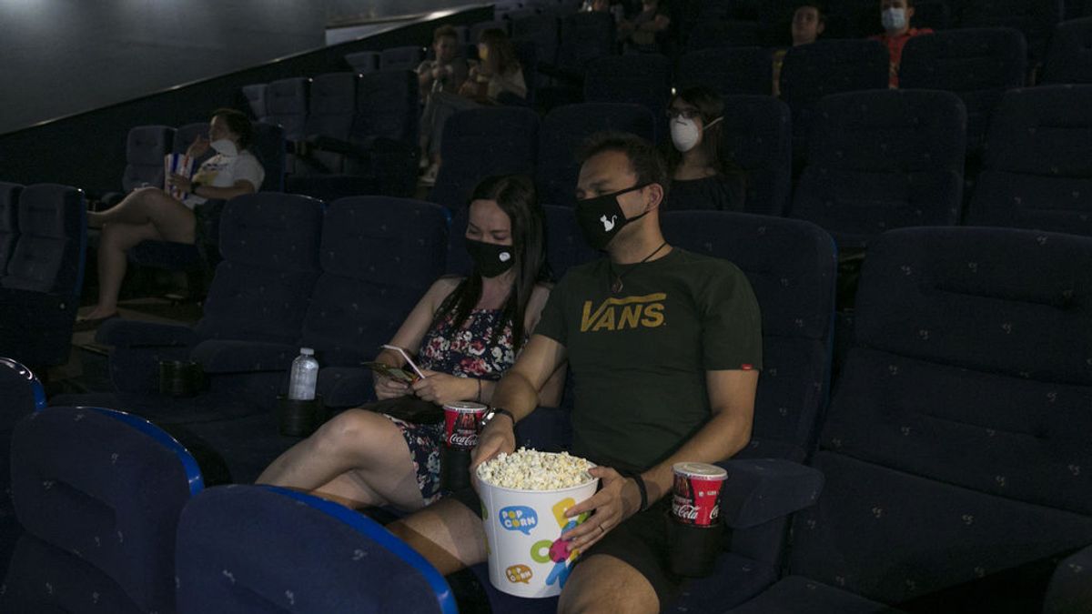 Salas de cine critican "medidas desproporcionadas" de cierre tras más de cuatro meses sin rebrotes en estos espacios Salas de cine critican "medidas desproporcionadas" de cierre tras más de cuatro meses sin rebrotes en estos espacios