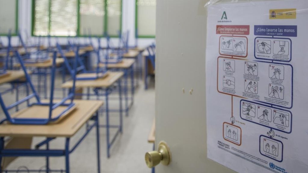 El Consejo Escolar propone que los alumnos repitan solo las materias suspensas en lugar del curso completo El Consejo Escolar propone que los alumnos repitan solo las materias suspensas en lugar del curso completo