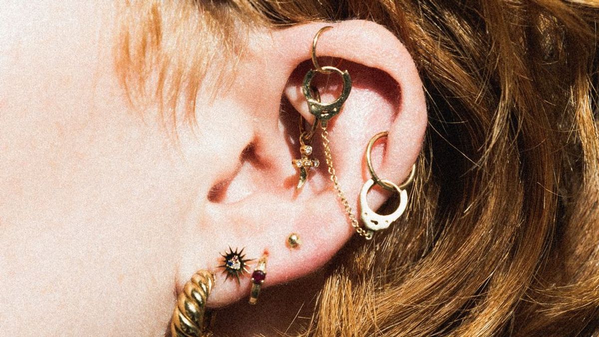 No más migrañas: así es el piercing que promete acabar con los dolores de cabeza para siempre