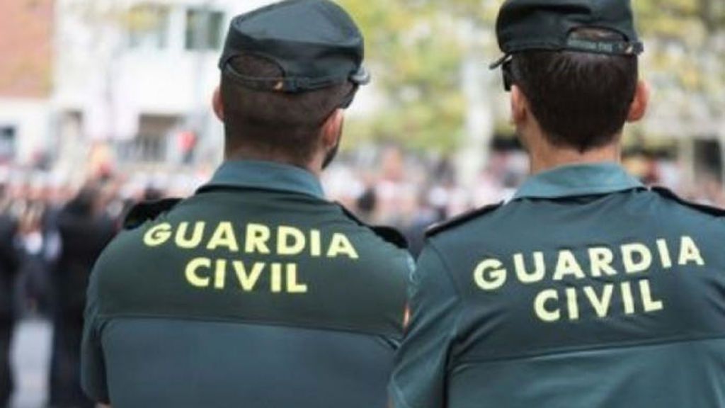 Detenido por atacar brutalmente a su madre octogenaria con un hacha en Madrid Detenido por atacar brutalmente a su madre octogenaria con un hacha en Madrid