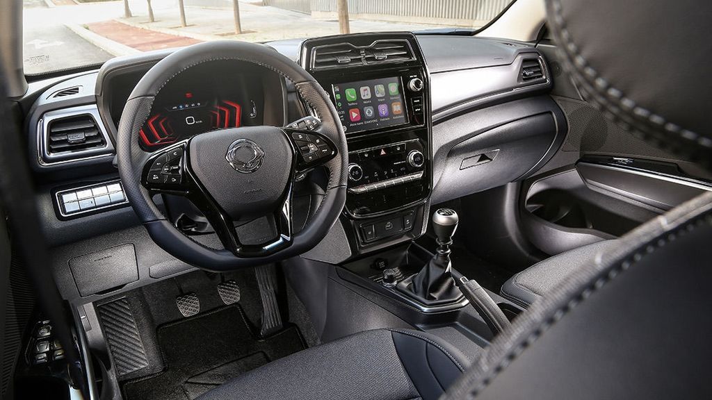 SsangYong Tivoli interior