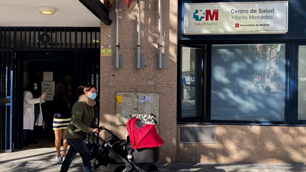 Nuevo repunte de muertos en Madrid con 40 diarios y otros 2.532 contagios Nuevo repunte de muertos en Madrid con 40 diarios y otros 2.532 contagios