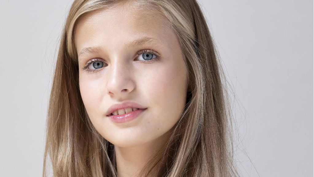 La Infanta Leonor ya es adolescente: cumple 15 años en medio de la mayor crisis de la monarquía La Infanta Leonor ya es adolescente: cumple 15 años en medio de la mayor crisis de la monarquía