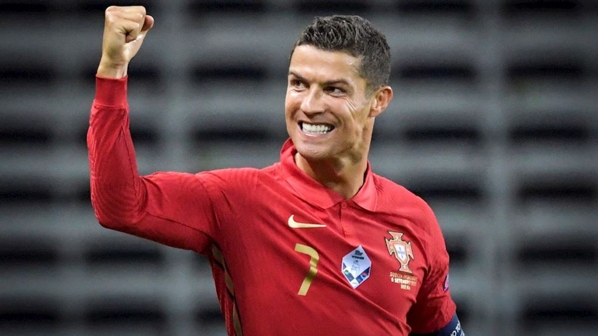 Cristiano Ronaldo supera el coronavirus y podrá jugar este domingo Cristiano Ronaldo supera el coronavirus y podrá jugar este domingo