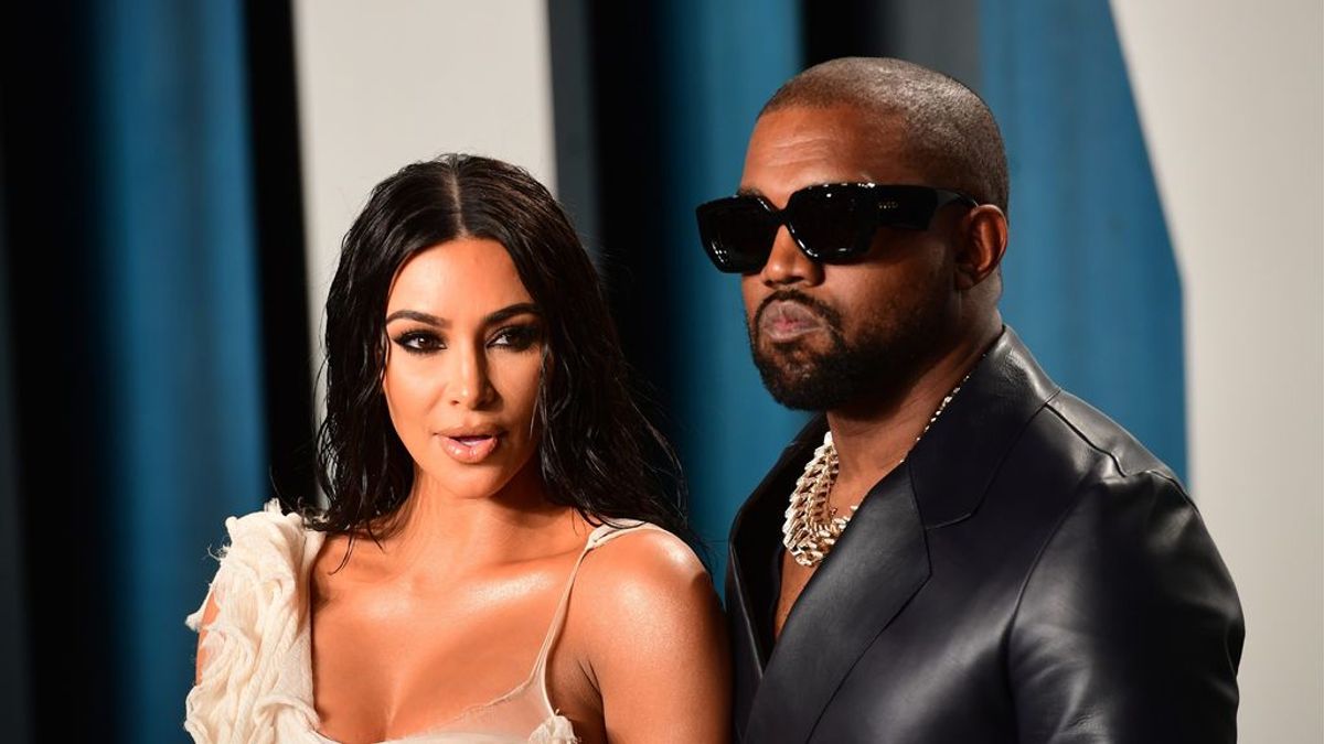 “Holograma desde el cielo”, Kanye West regala a Kim Kardashian un mensaje de su padre muerto “Holograma desde el cielo”, Kanye West regala a Kim Kardashian un mensaje de su padre muerto
