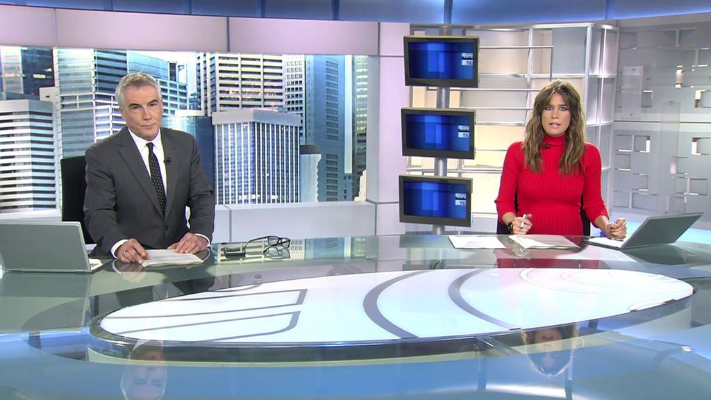 Con David Cantero e Isabel Jiménez Informativos Telecinco 2020 Mediodía 30/10/2020