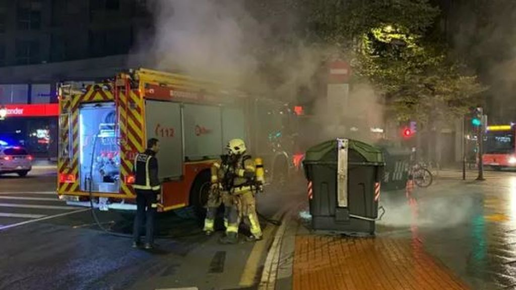 Manifestación de negacionistas termina con disturbios en Bilbao