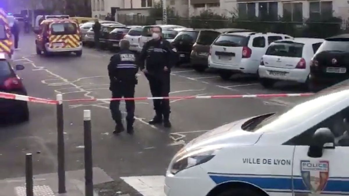 Herido por disparos un sacerdote cerca de una iglesia ortodoxa de la ciudad francesa de Lyon