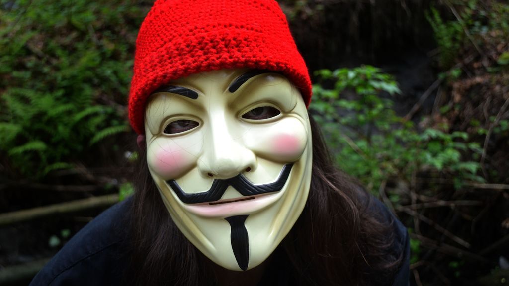 Por qué la máscara de V de Vendetta se utiliza como símbolo de protesta -  NIUS