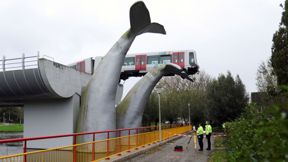 Un vagón por los aires obra de arte Un vagón por los aires obra de arte
